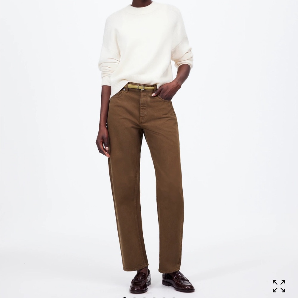 Madewell The Darted Barrel-Leg Jean in Garment-Dyed Denim